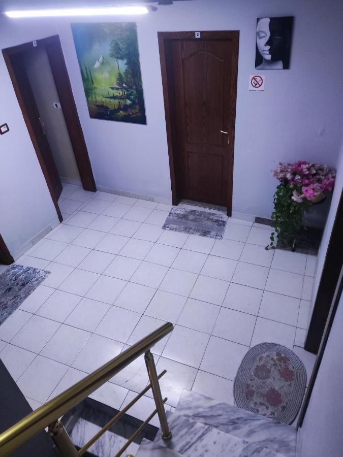 Dafina Hotel Tirana Exterior photo