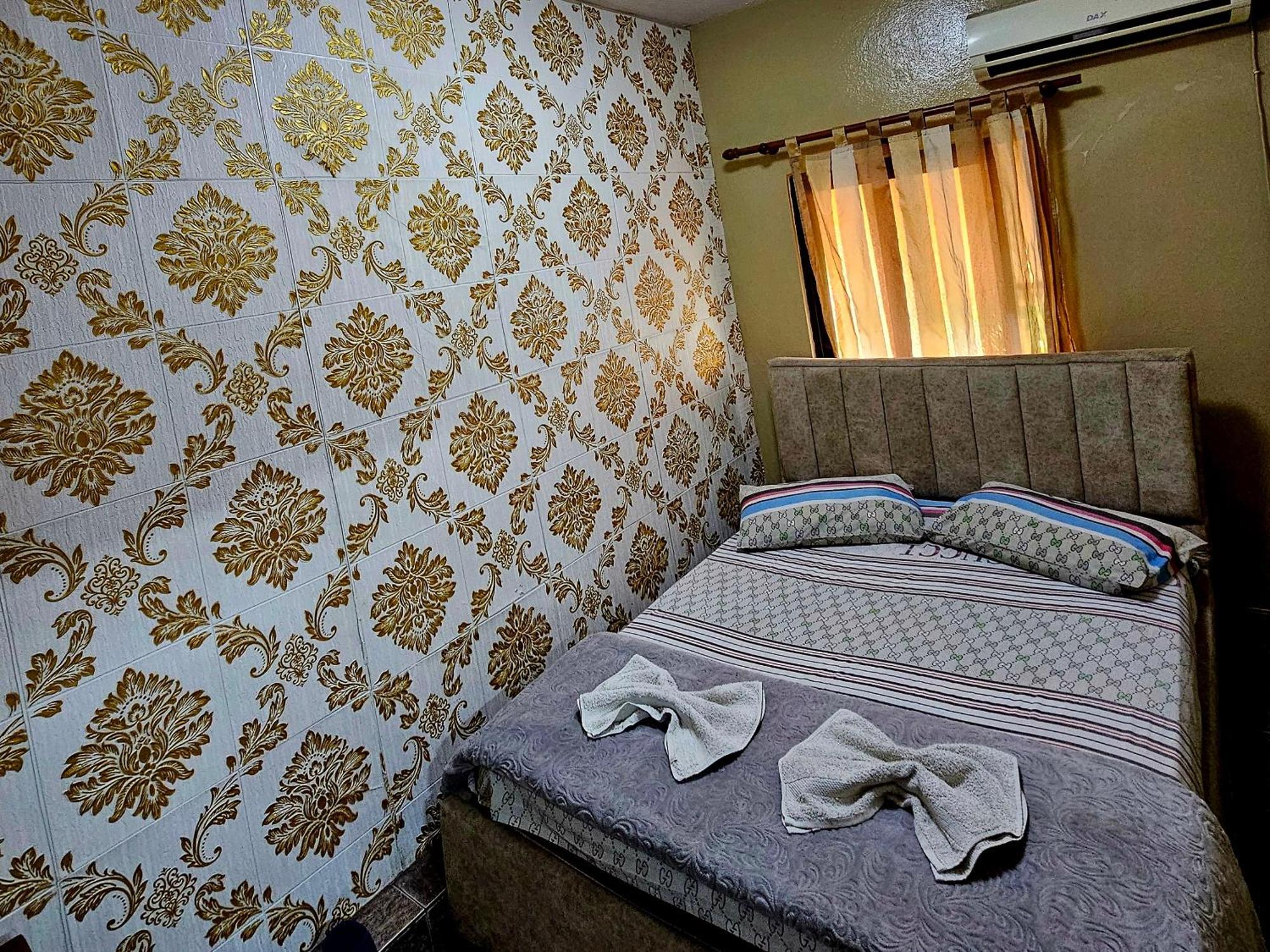 Dafina Hotel Tirana Room photo