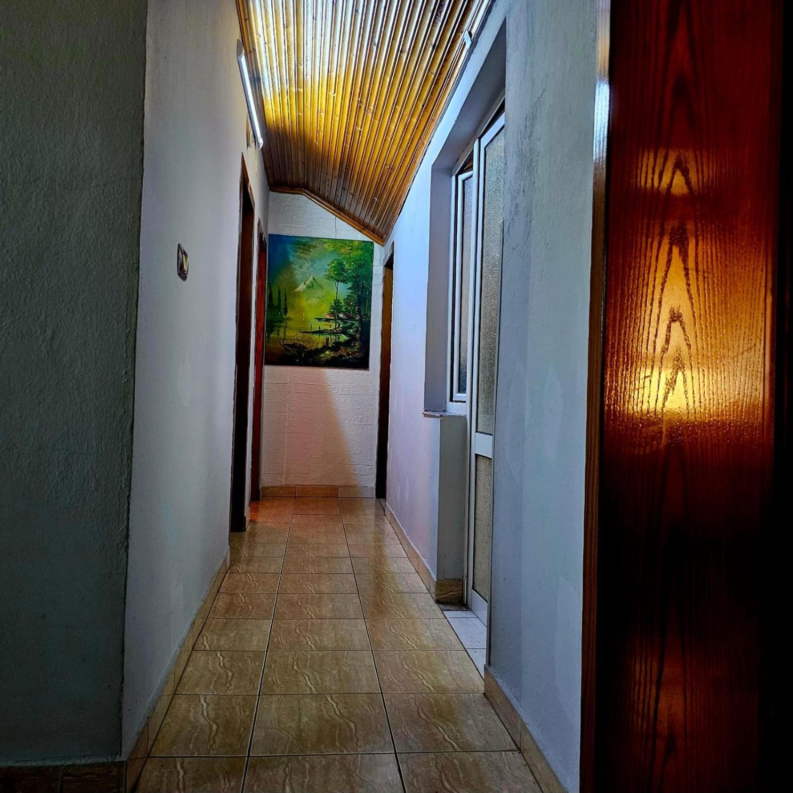 Dafina Hotel Tirana Exterior photo